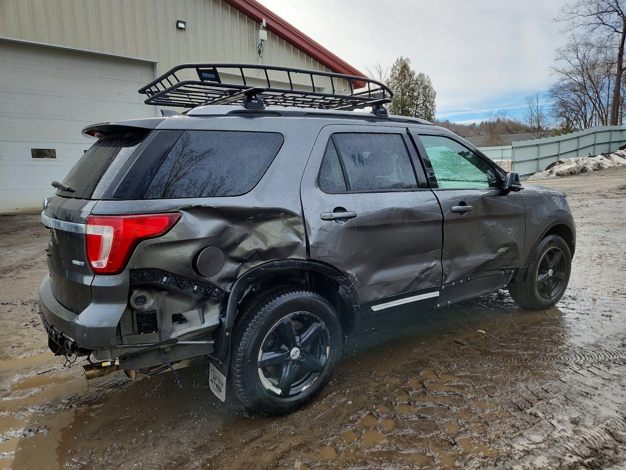 2017 Ford Explorer Xlt - Фото 3