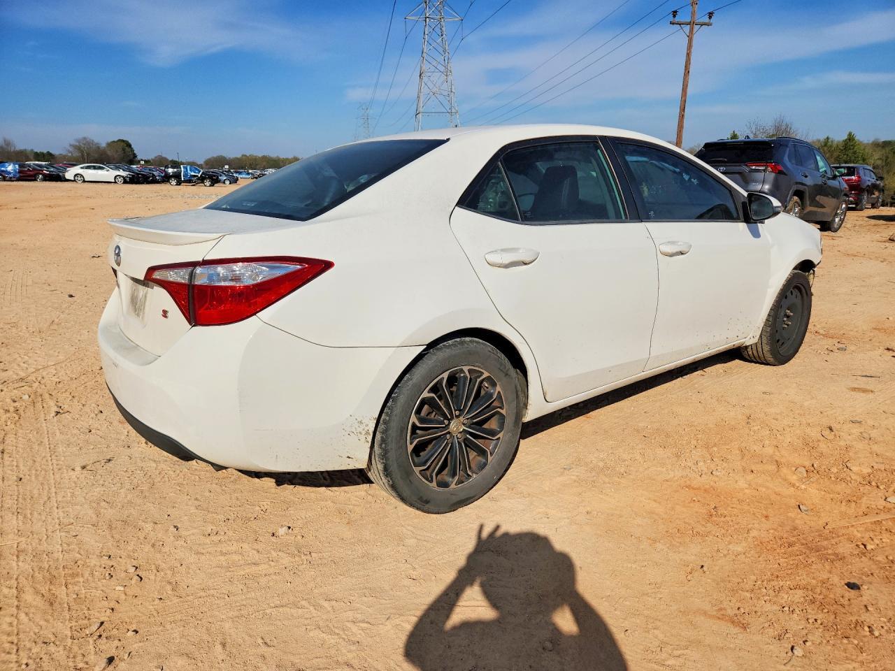 2016 Toyota Corolla Le - Фото 3