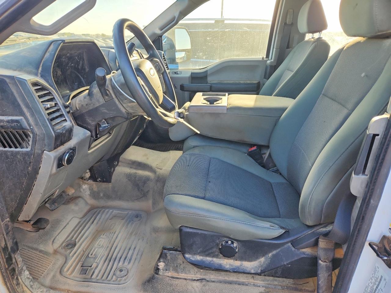 2021 Ford F250 Xl 4Wd 6.7L V8 Tdsl Ext Cab - Image 7