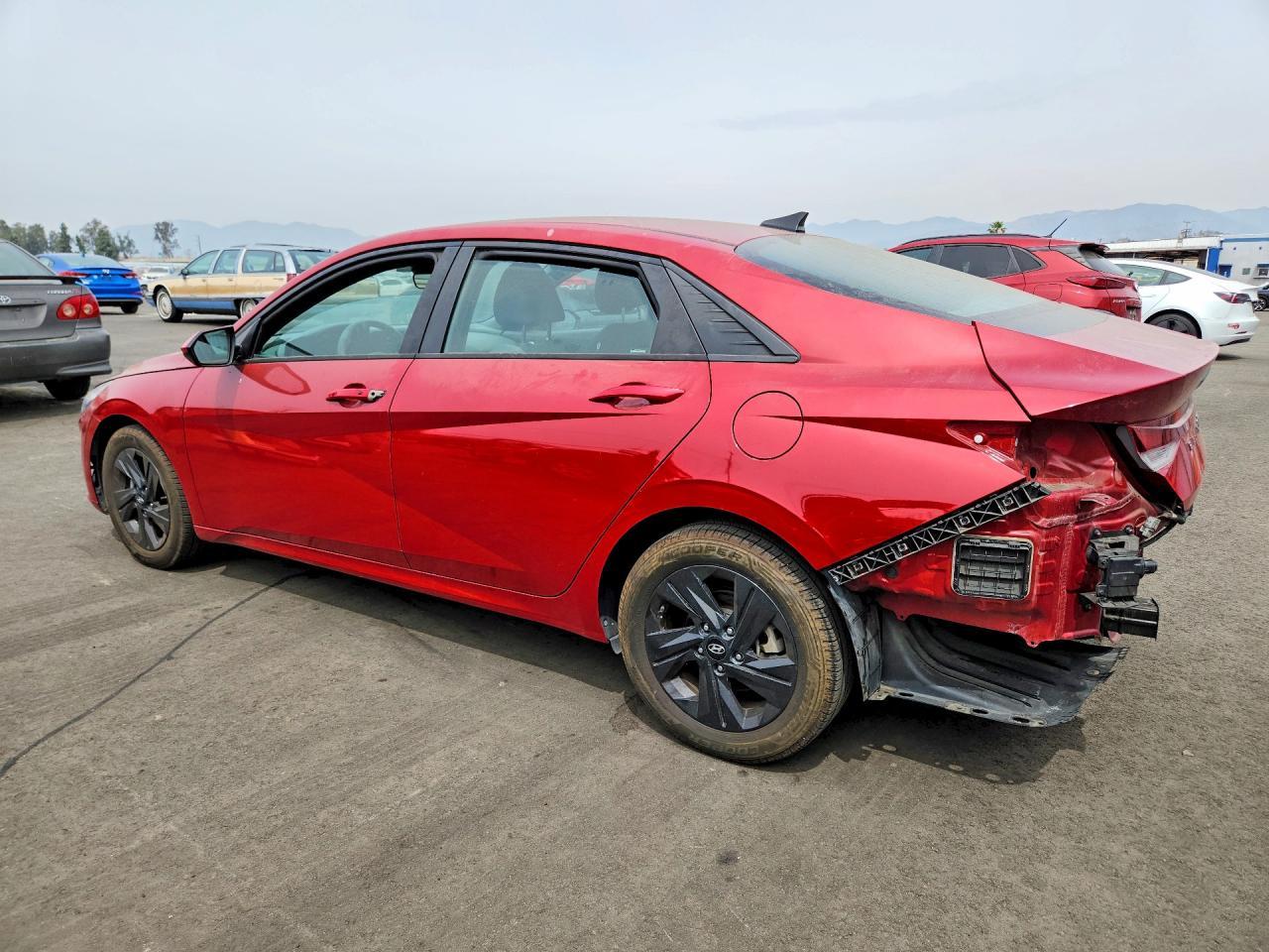 2023 Hyundai Elantra Sel - Image 2