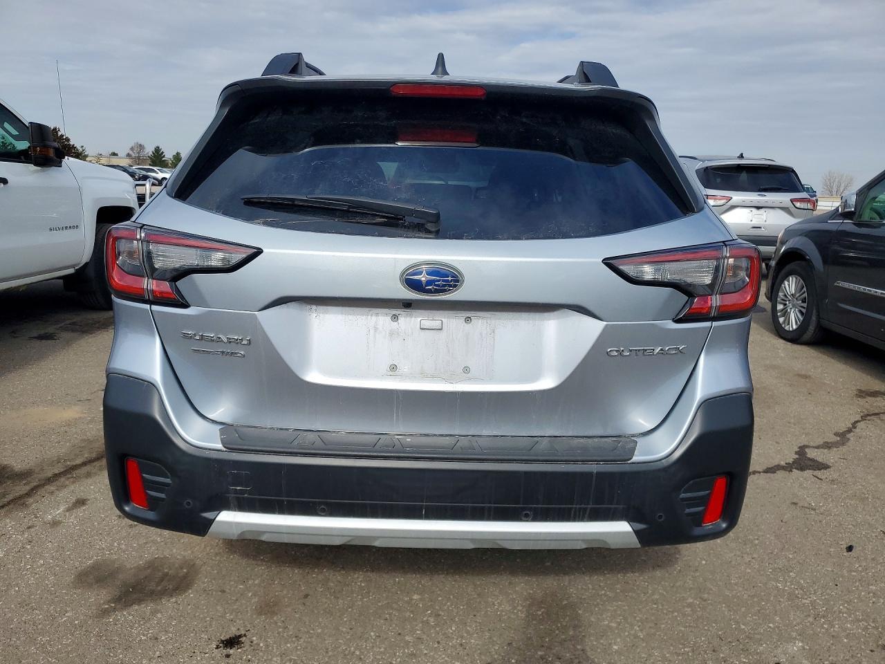 2021 Subaru Outback Limited - Image 6