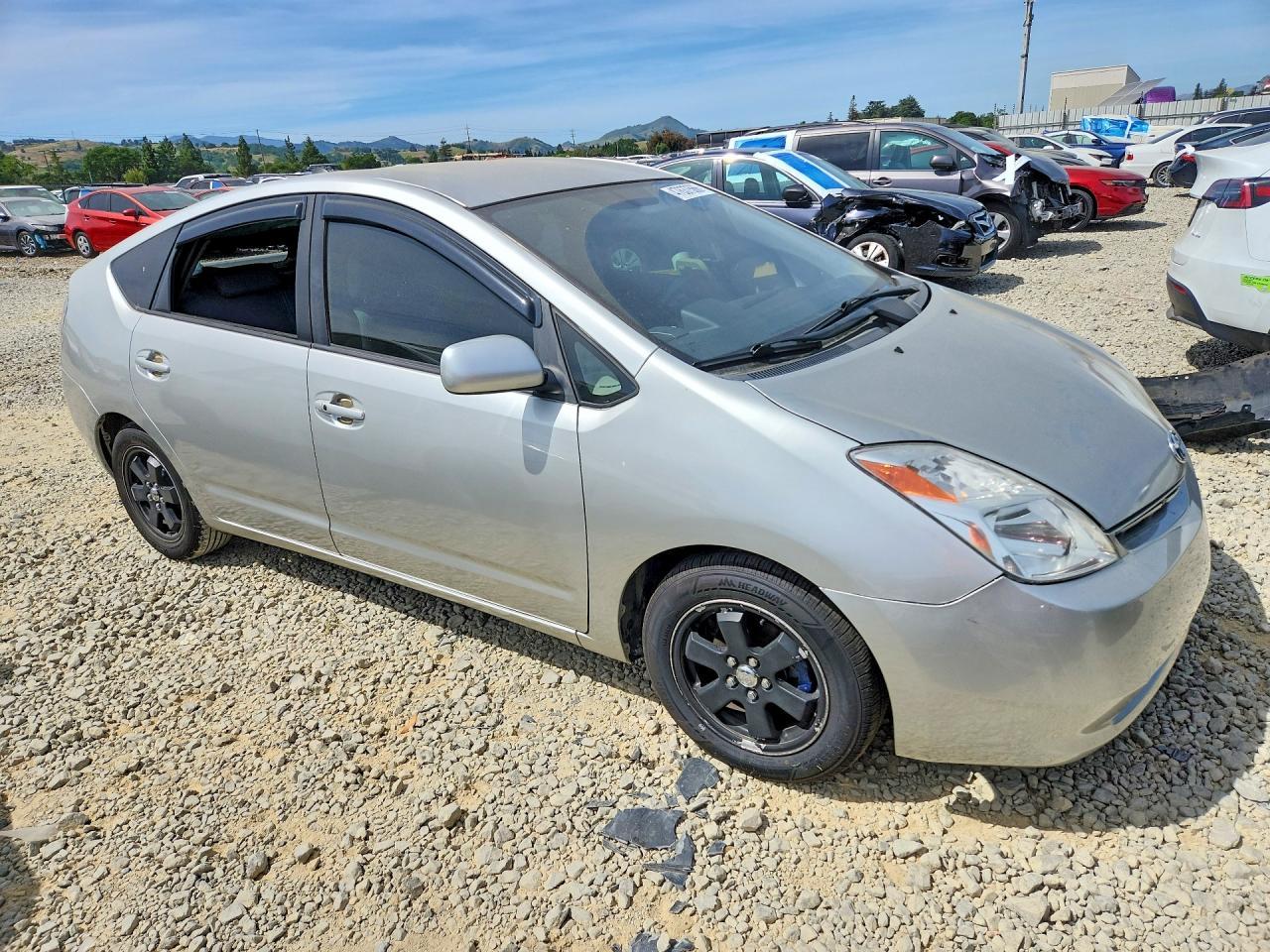 2004 Toyota Prius Base - Image 4