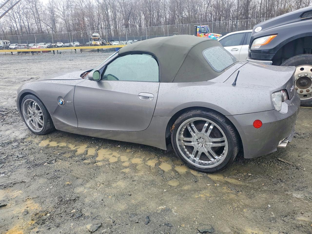 2004 BMW Z4 3.0 - Image 2
