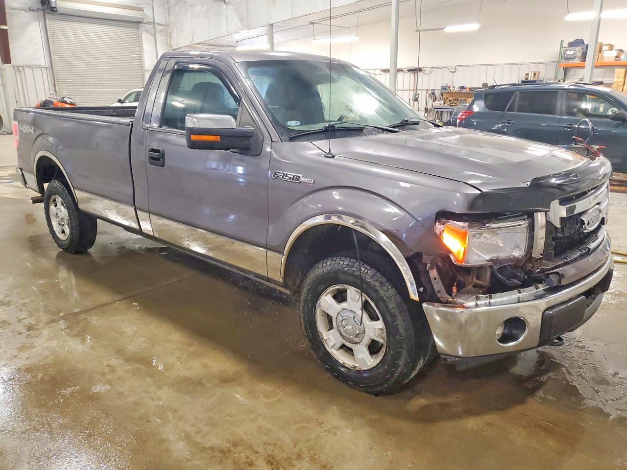 2011 Ford F150 - Image 4