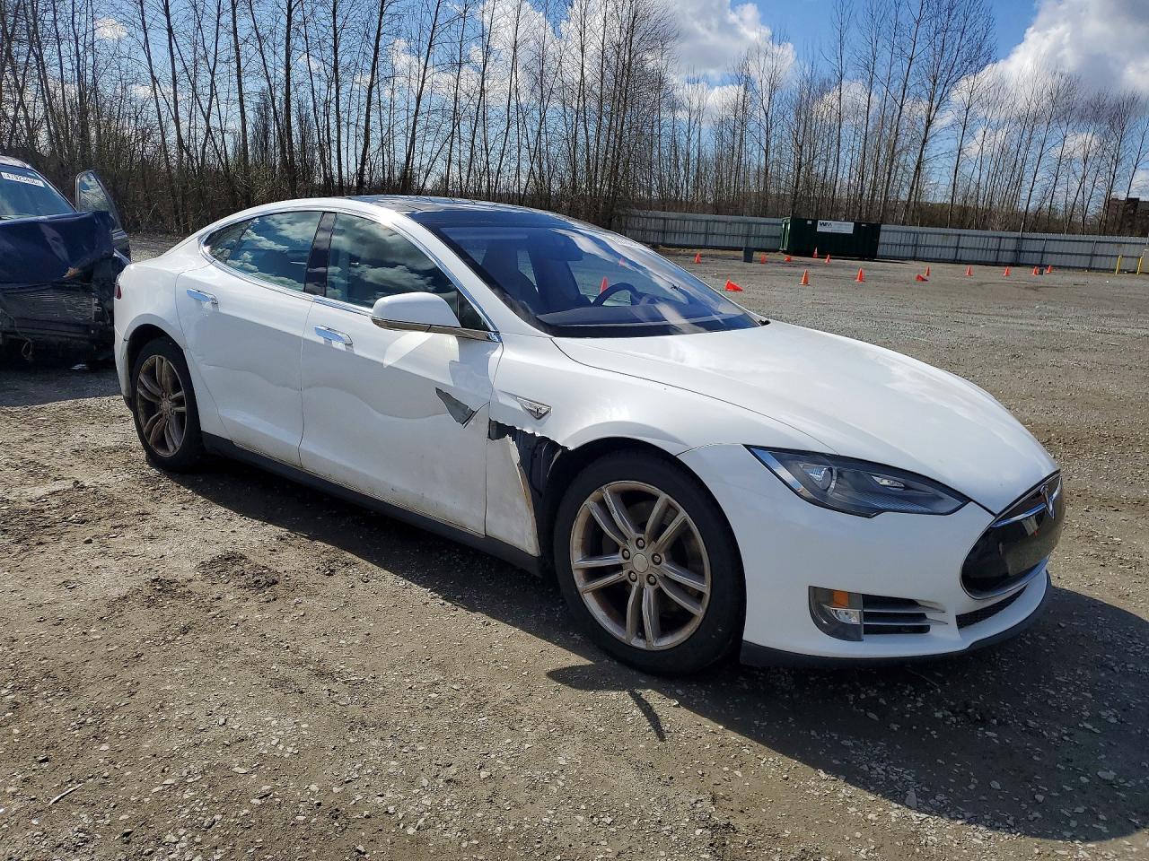 2013 Tesla Model S - Image 4