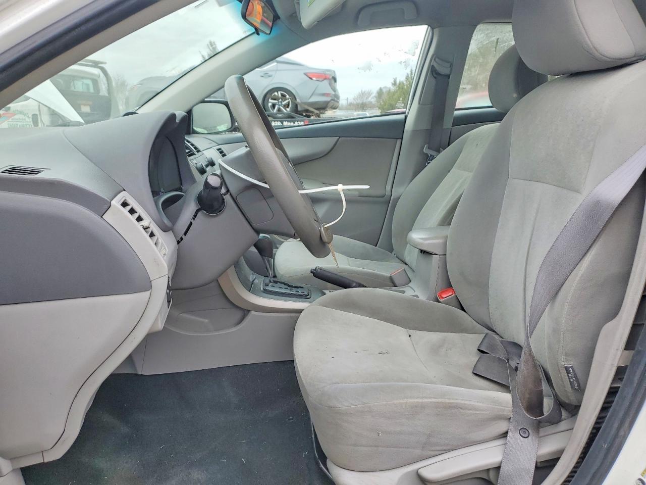 2009 Toyota Corolla Le - Фото 7