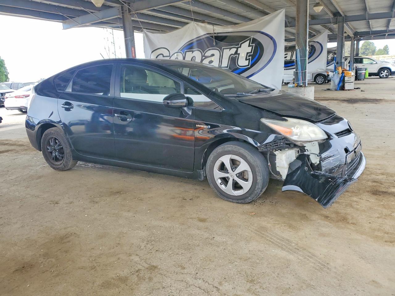 2014 Toyota Prius Four - Фото 4