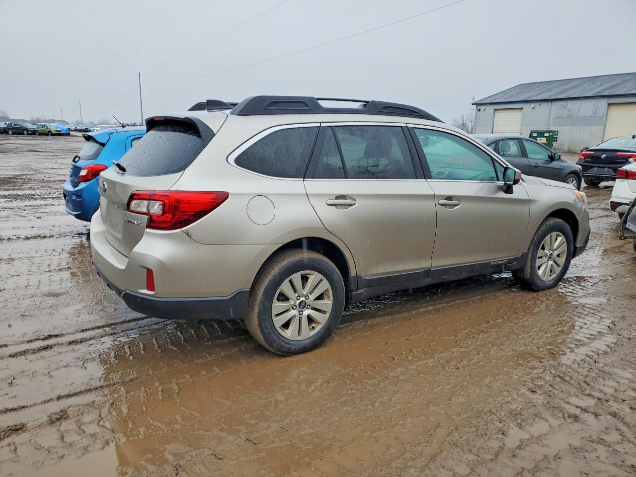 2016 Subaru Outback 2.5I Premium - Фото 3