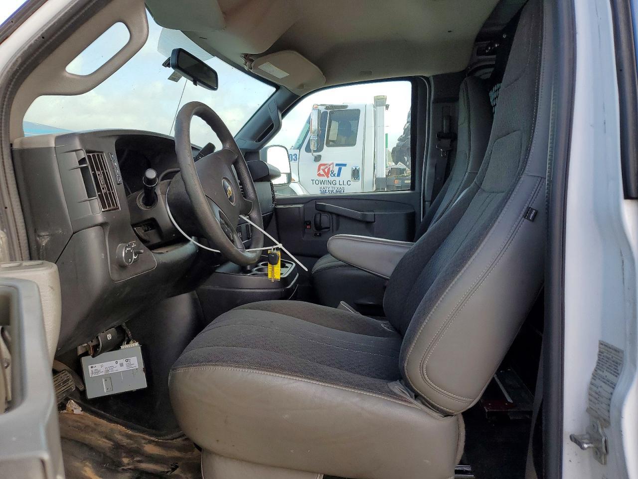2019 Chevrolet Express G2500 - Фото 7
