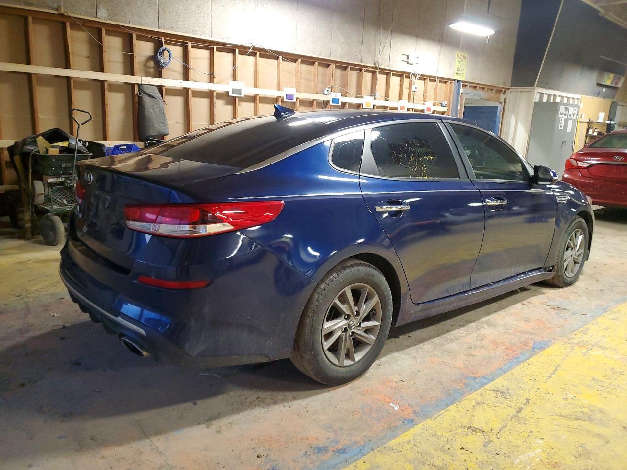 2019 Kia Optima Lx - Фото 3