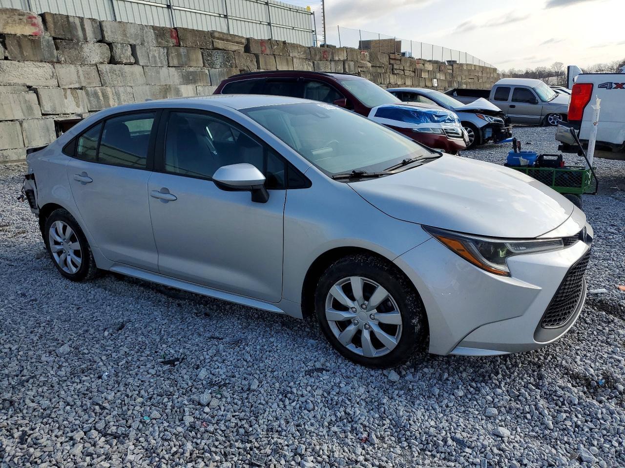 2022 Toyota Corolla Le - Фото 4