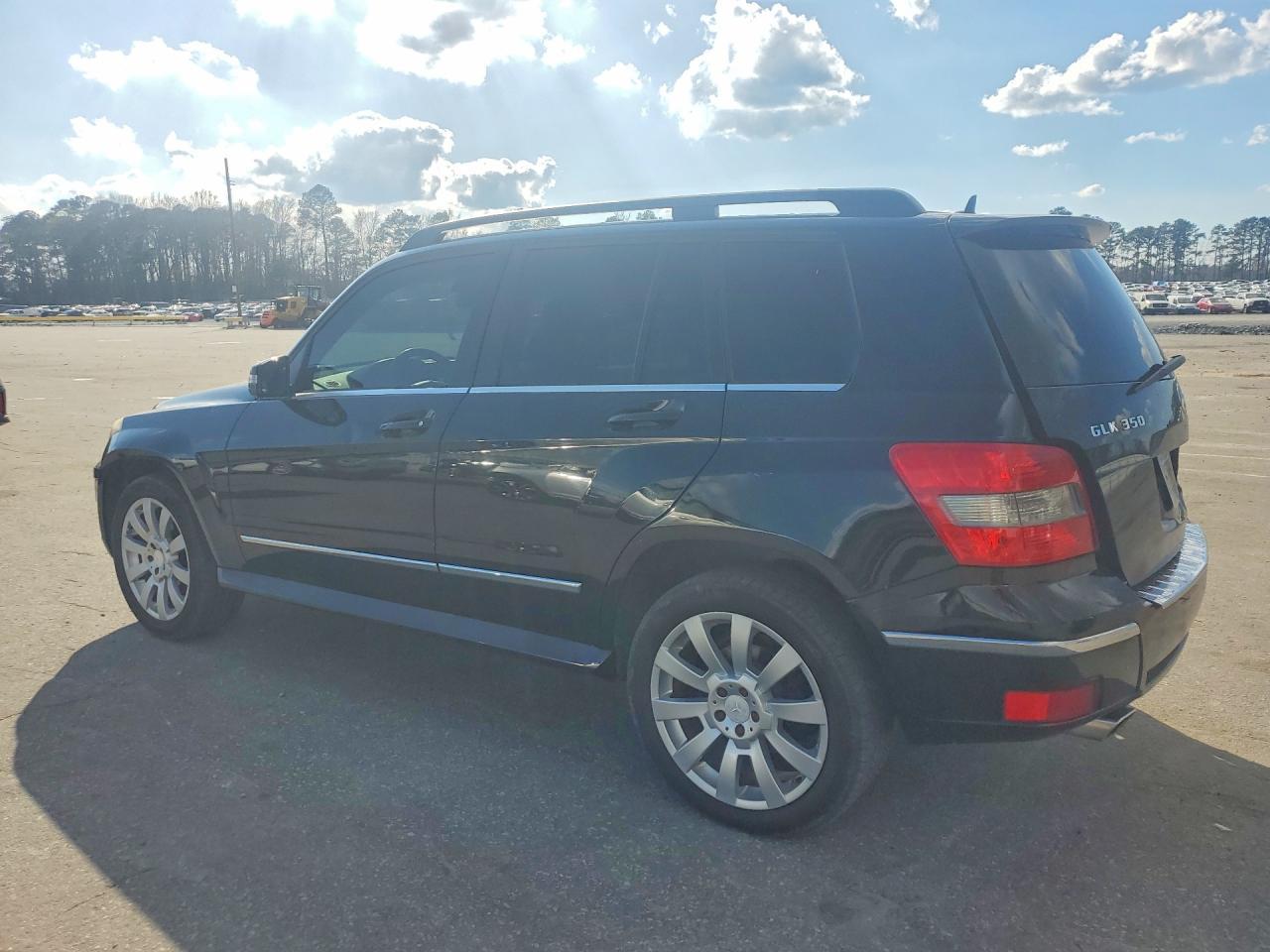 2010 Mercedes-Benz Glk 350 4Matic - Image 2