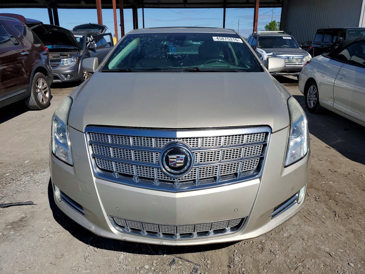 2014 Cadillac Xts Platinum - Image 5