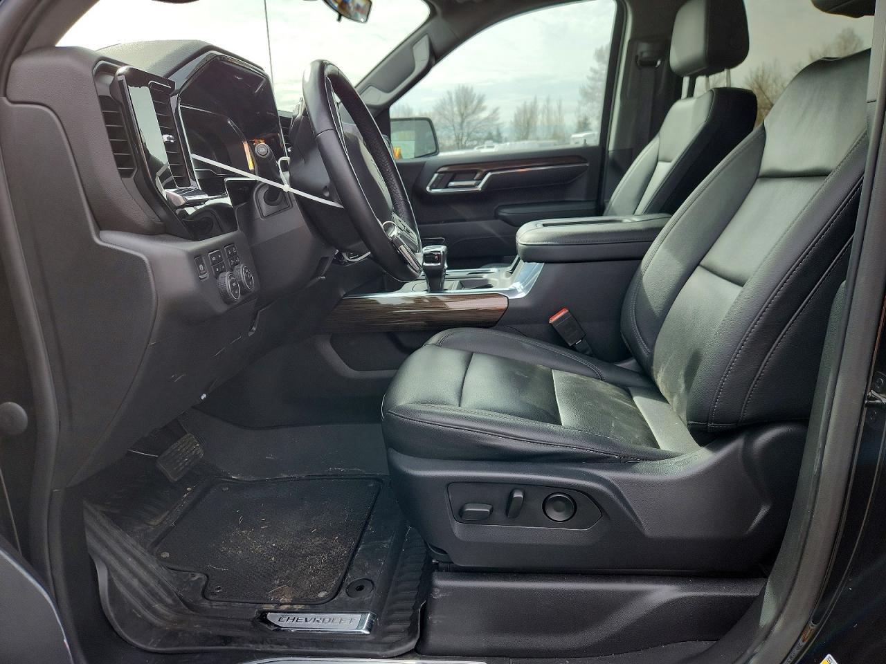 2022 Chevrolet Silverado K1500 Rst - Image 7