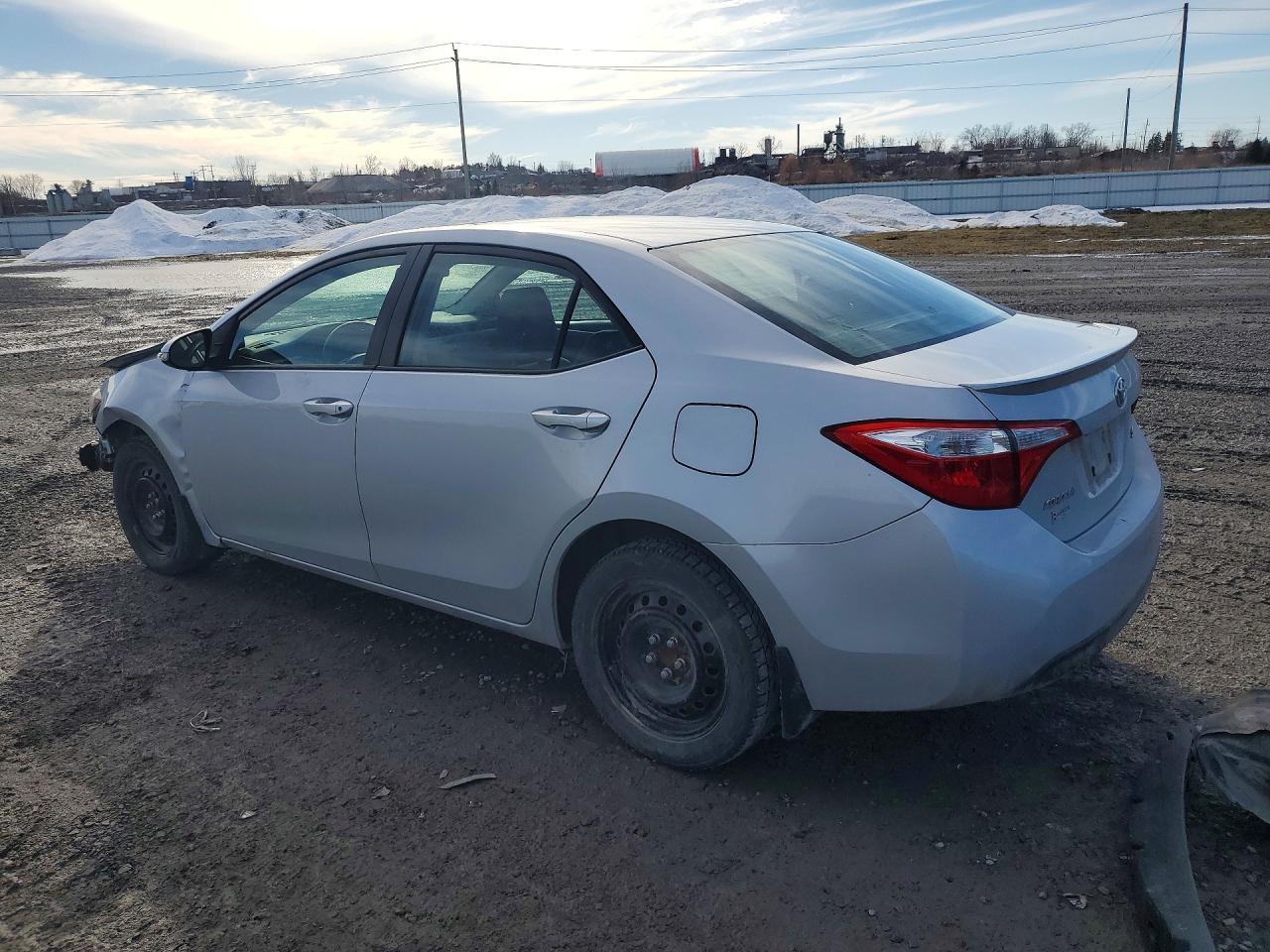 2014 Toyota Corolla L - Фото 2