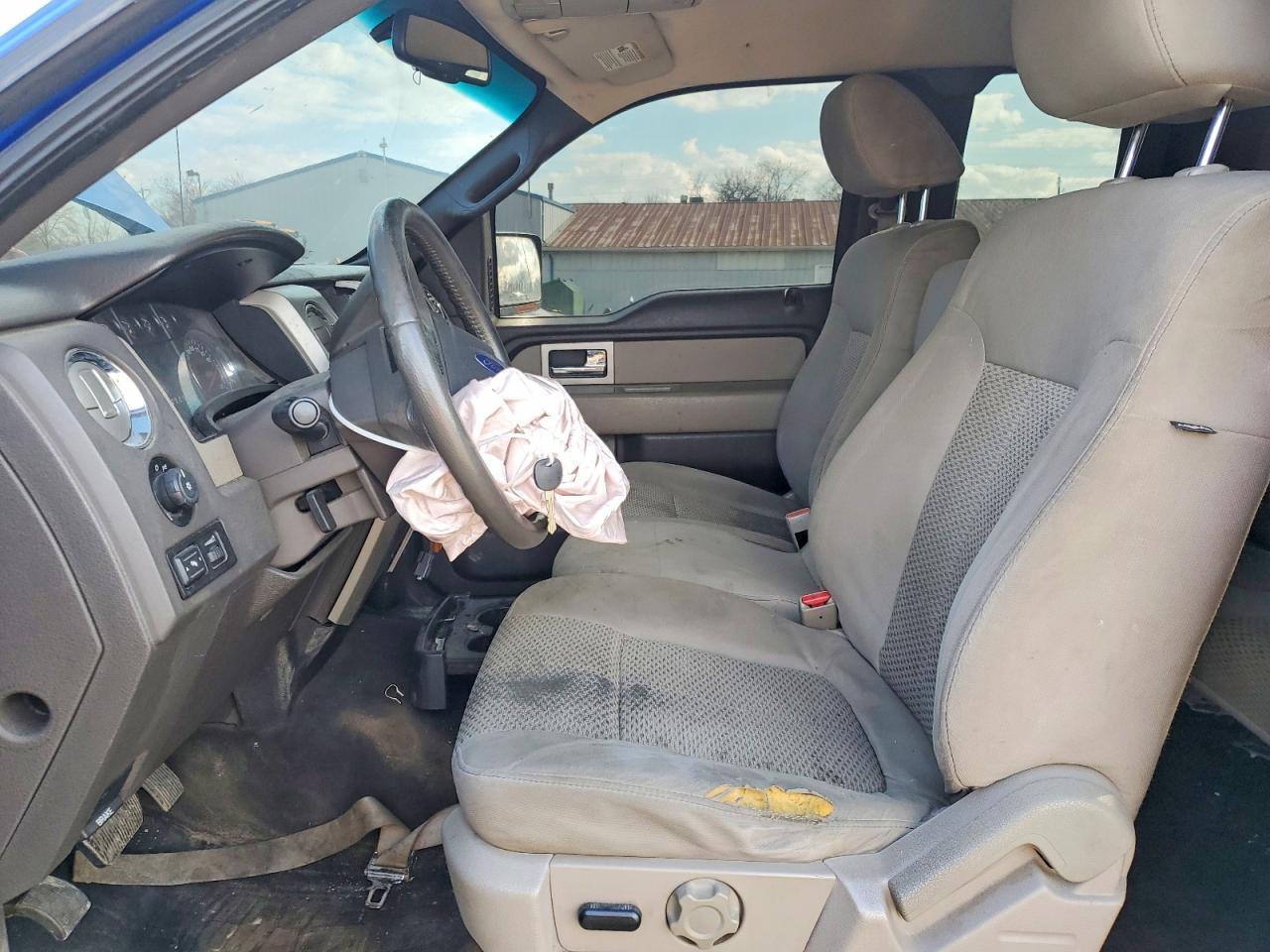 2010 Ford F150 Super Cab - Фото 7