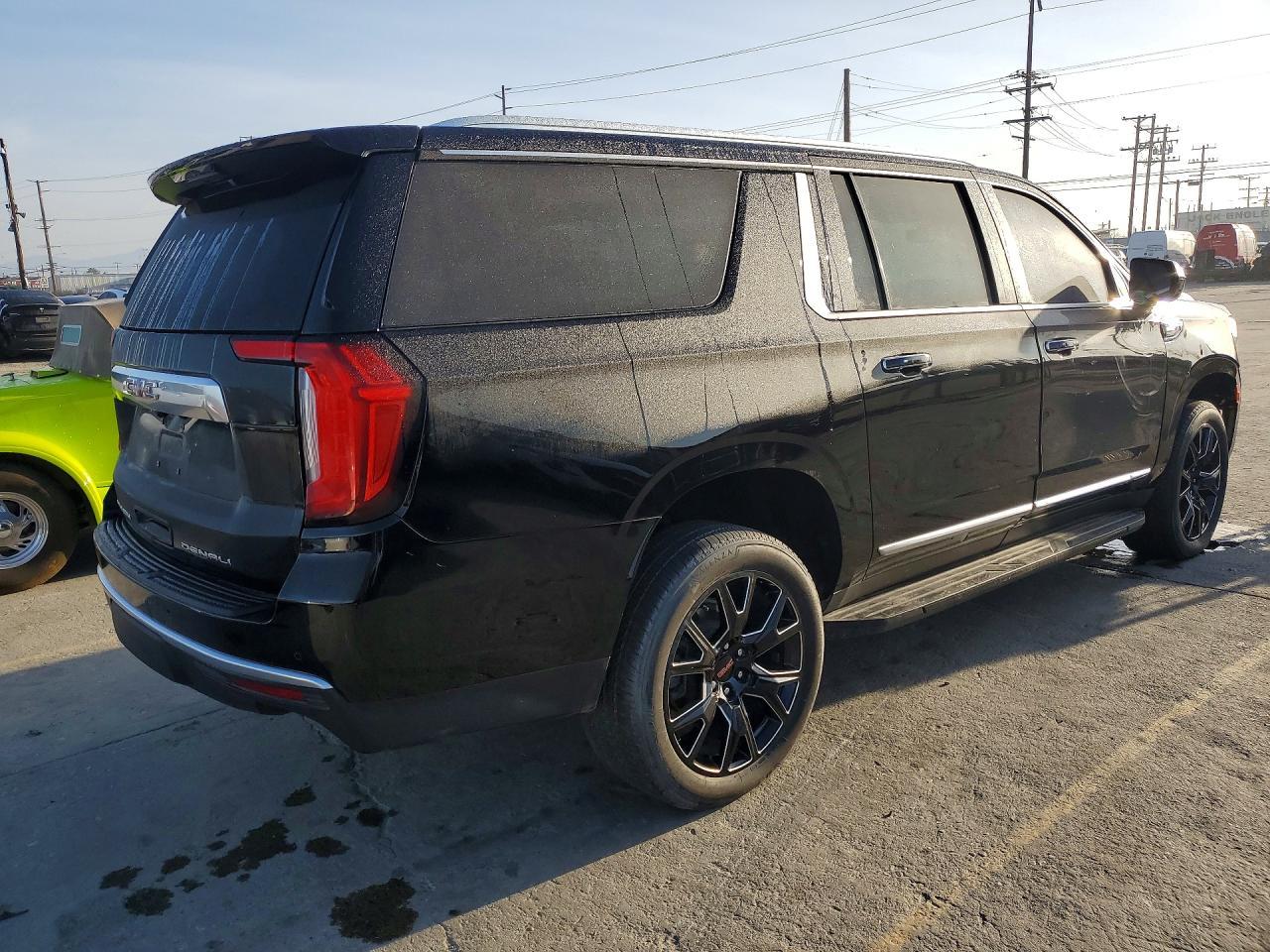 2022 GMC Yukon Xl K1500 Slt - Фото 3