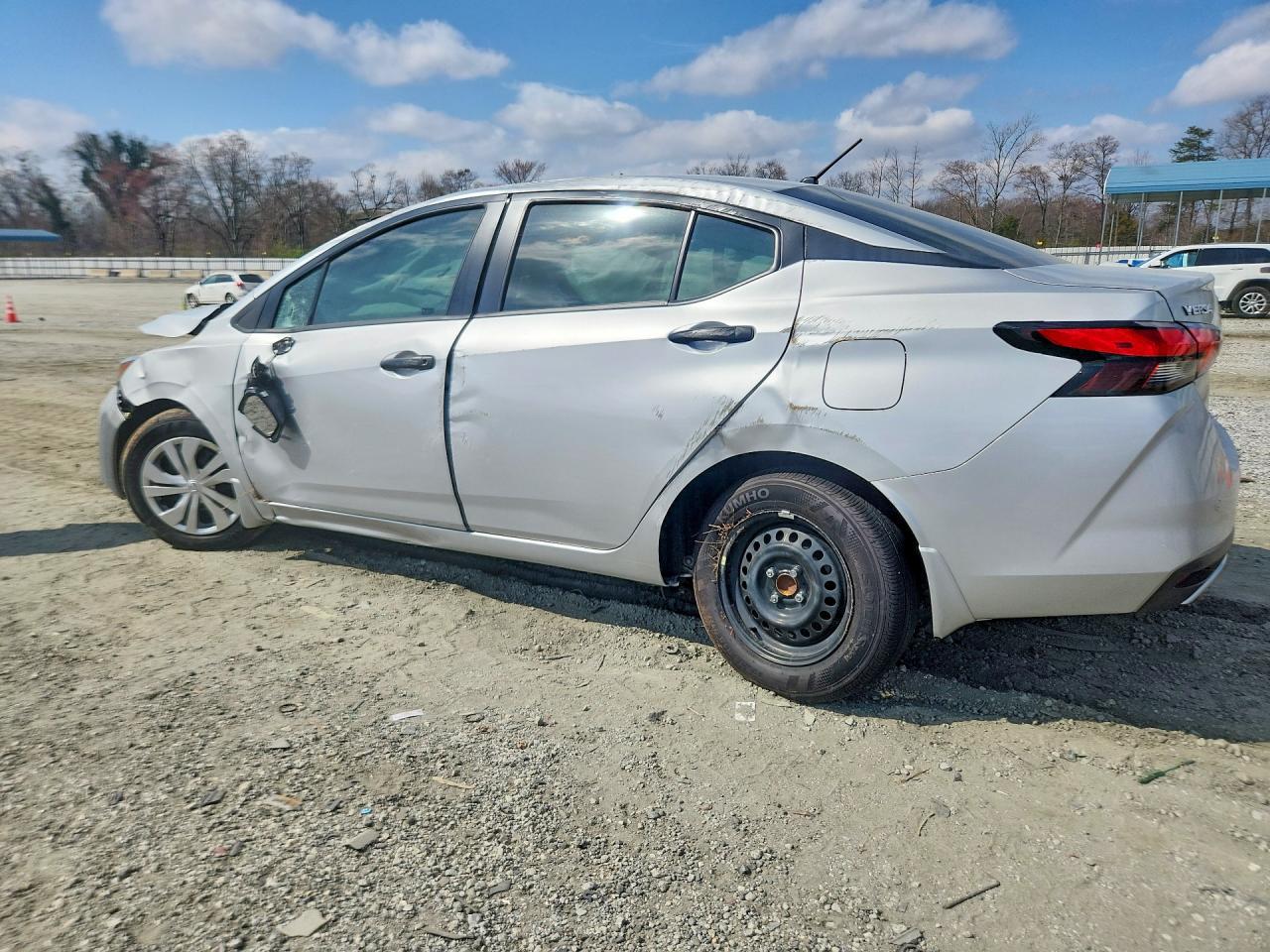 2025 Nissan Versa S - Фото 2