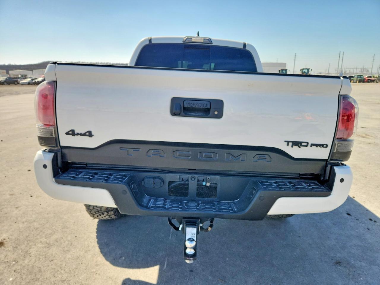 2018 Toyota Tacoma Trd Pro - Image 6