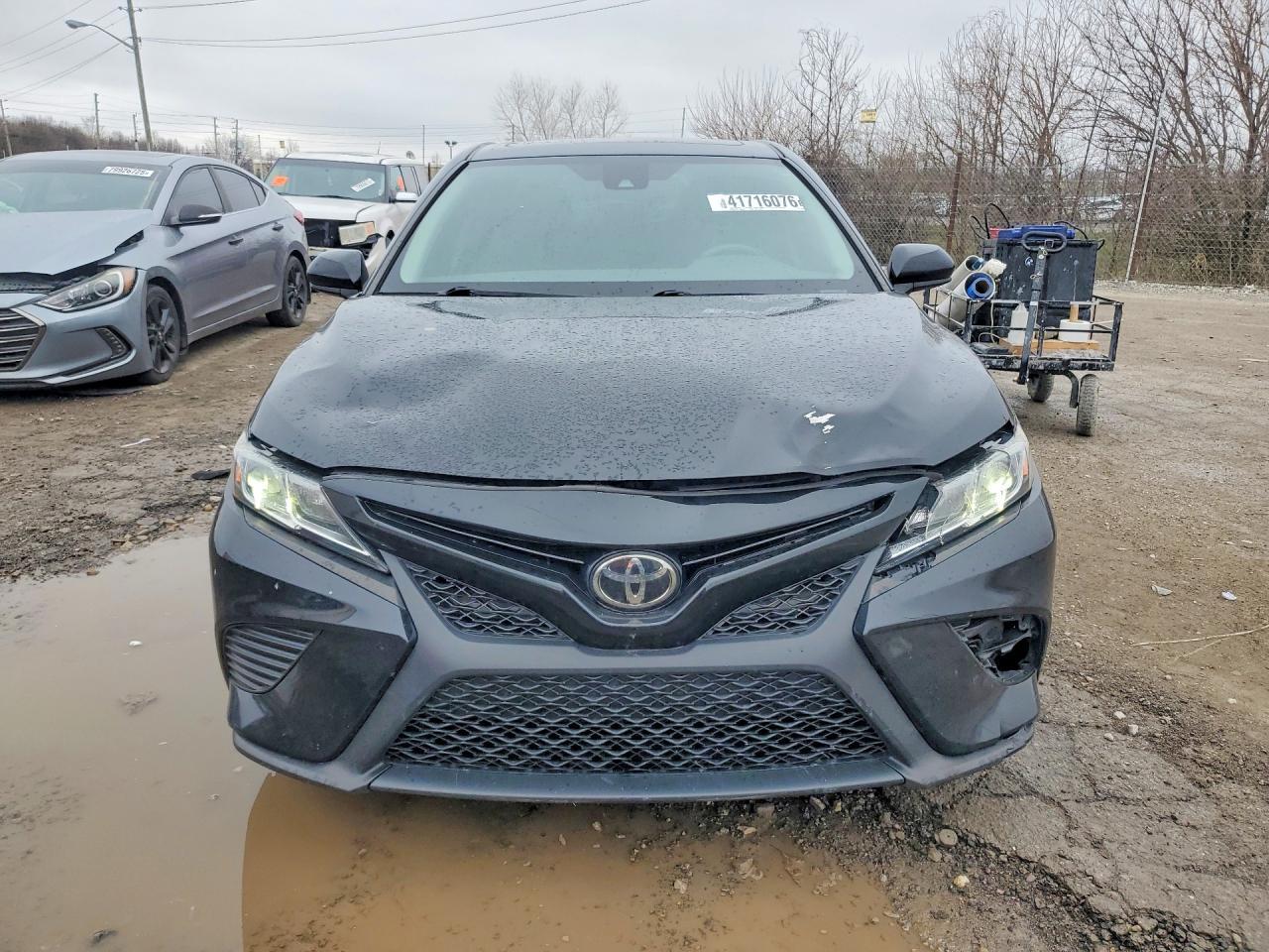 2019 Toyota Camry Se - Image 5
