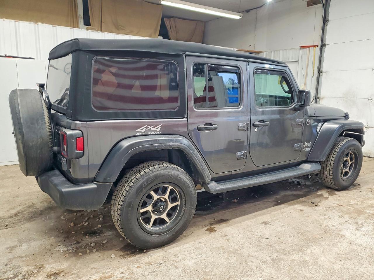 2018 Jeep Wrangler Unlimited Sport - Фото 3