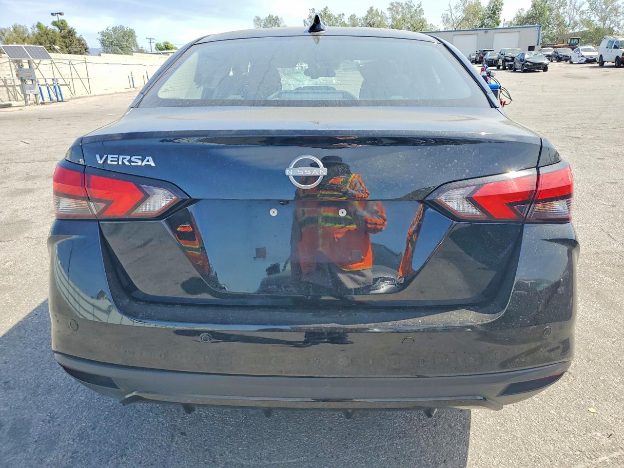 2025 Nissan Versa Sv - Фото 6