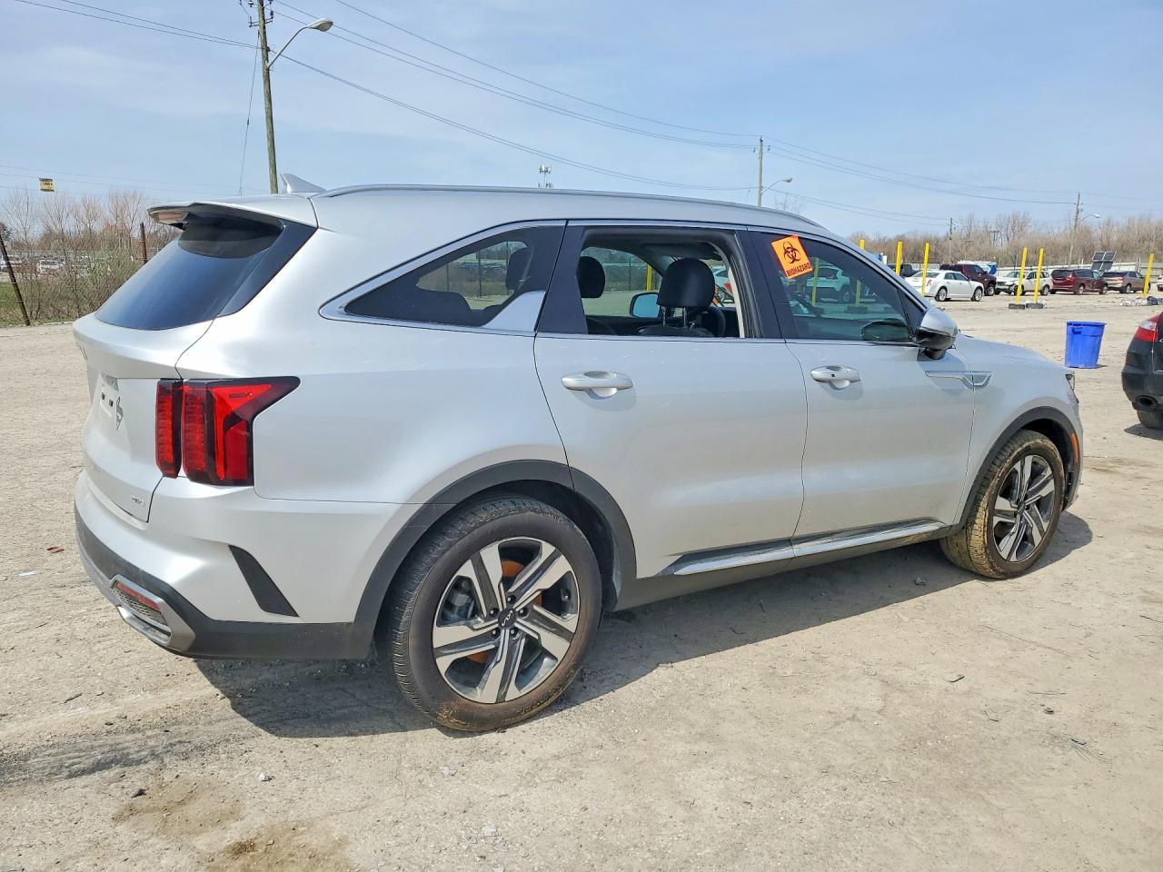 2023 Kia Sorento Ex - Image 3