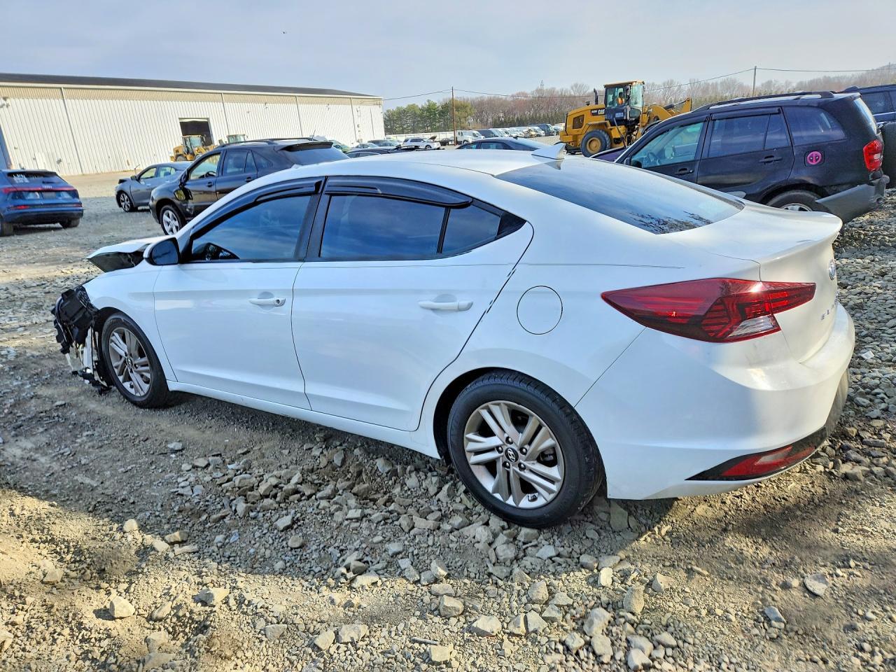 2019 Hyundai Elantra Sel - Фото 2