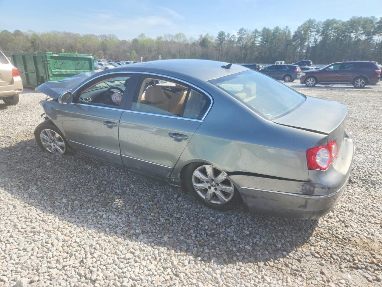 2007 Volkswagen Passat 2.0T - Image 2