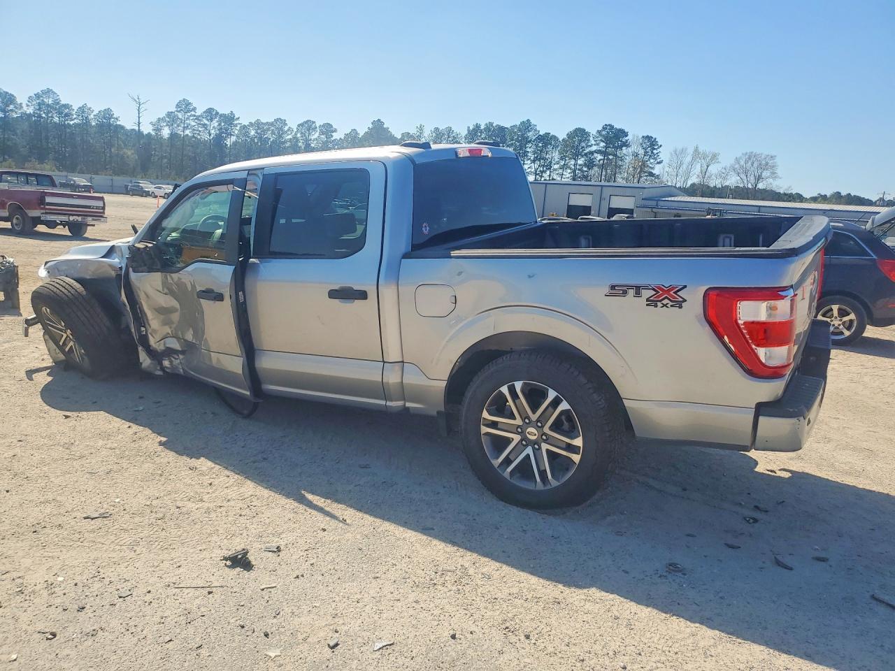 2022 Ford F150 Supercrew - Image 2