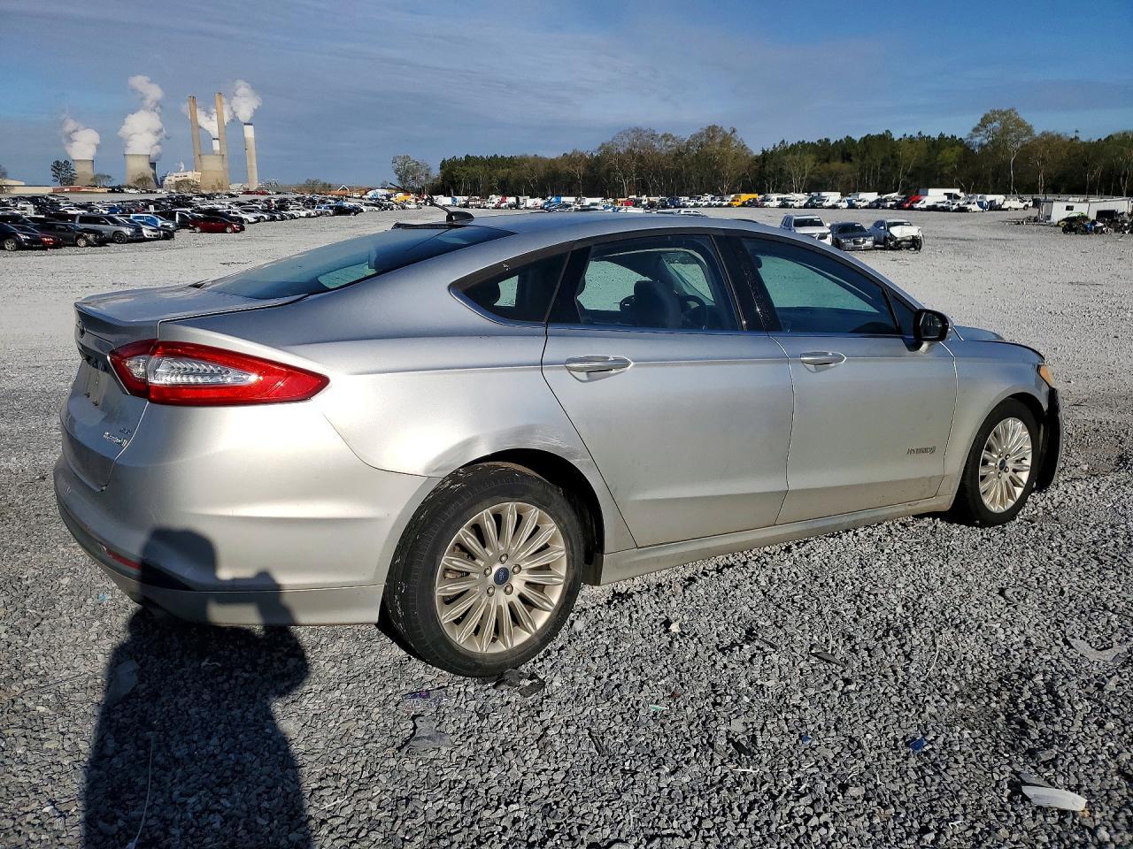 2013 Ford Fusion Se Hybrid - Фото 3