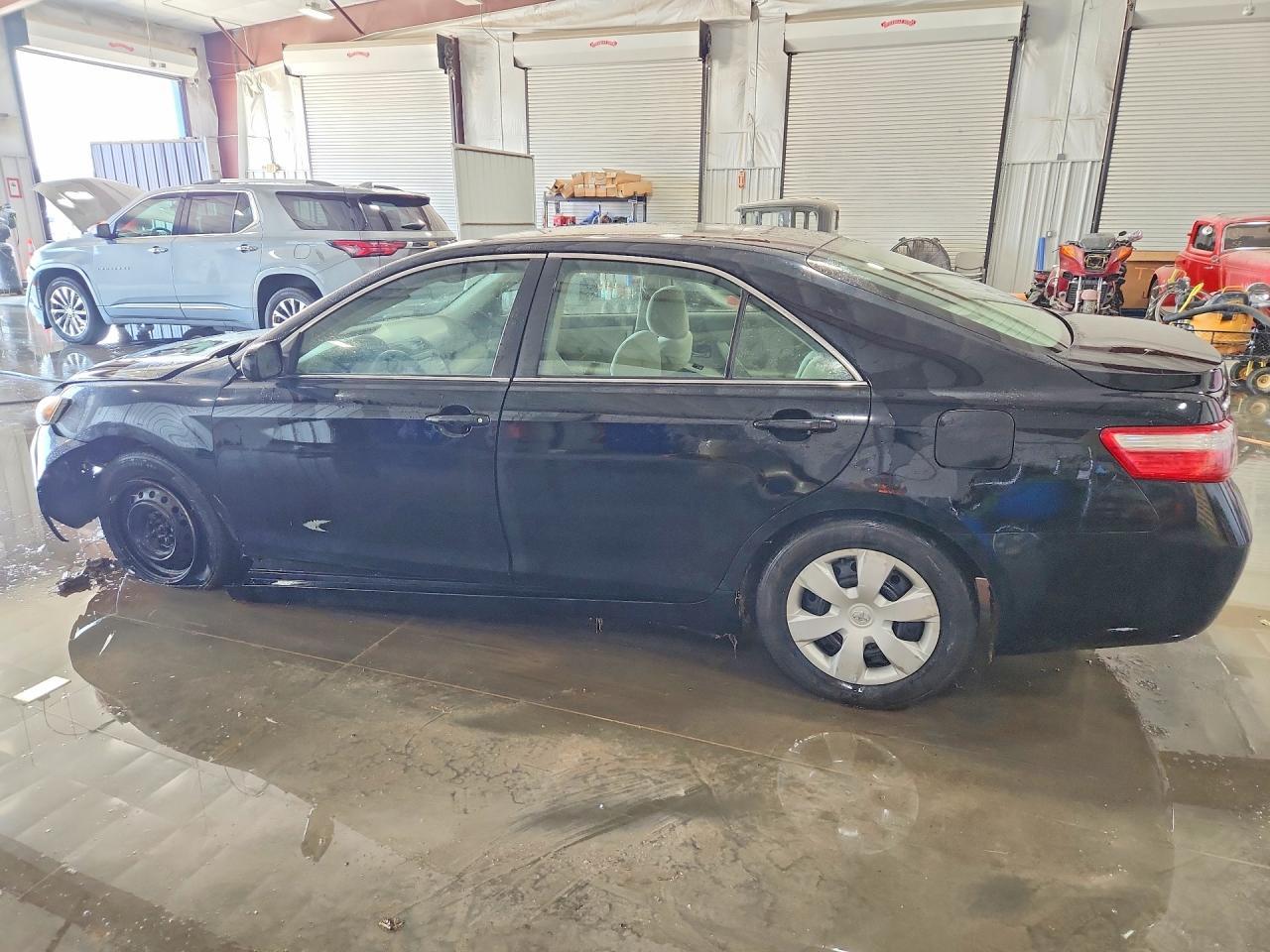 2007 Toyota Camry Ce - Image 2