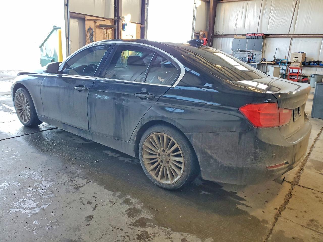 2015 BMW 320 I xDrive - Image 2