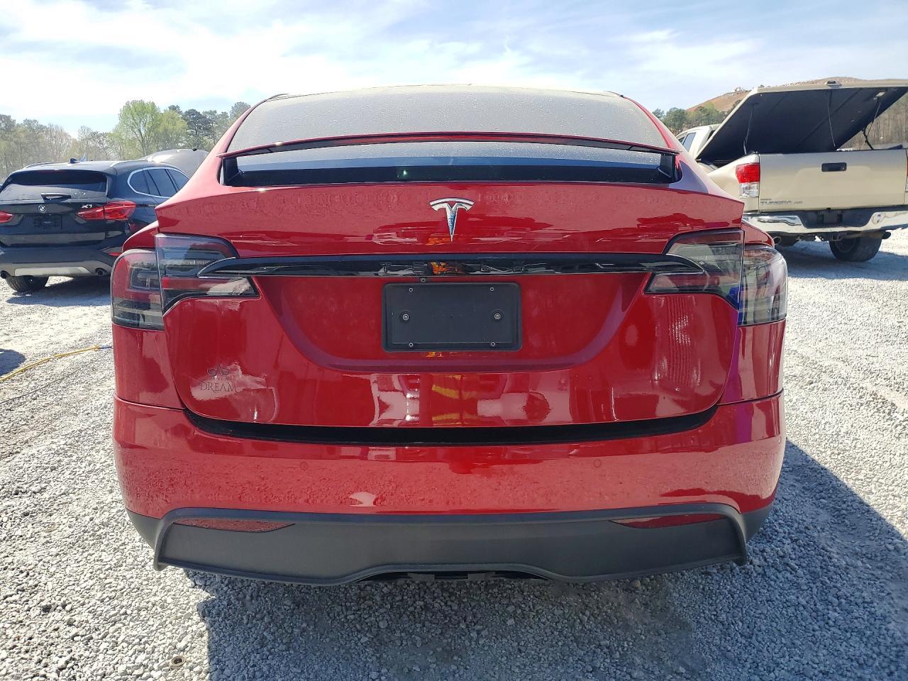 2022 Tesla Model X - Фото 6