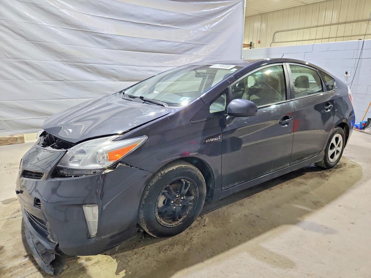 2014 Toyota Prius Two