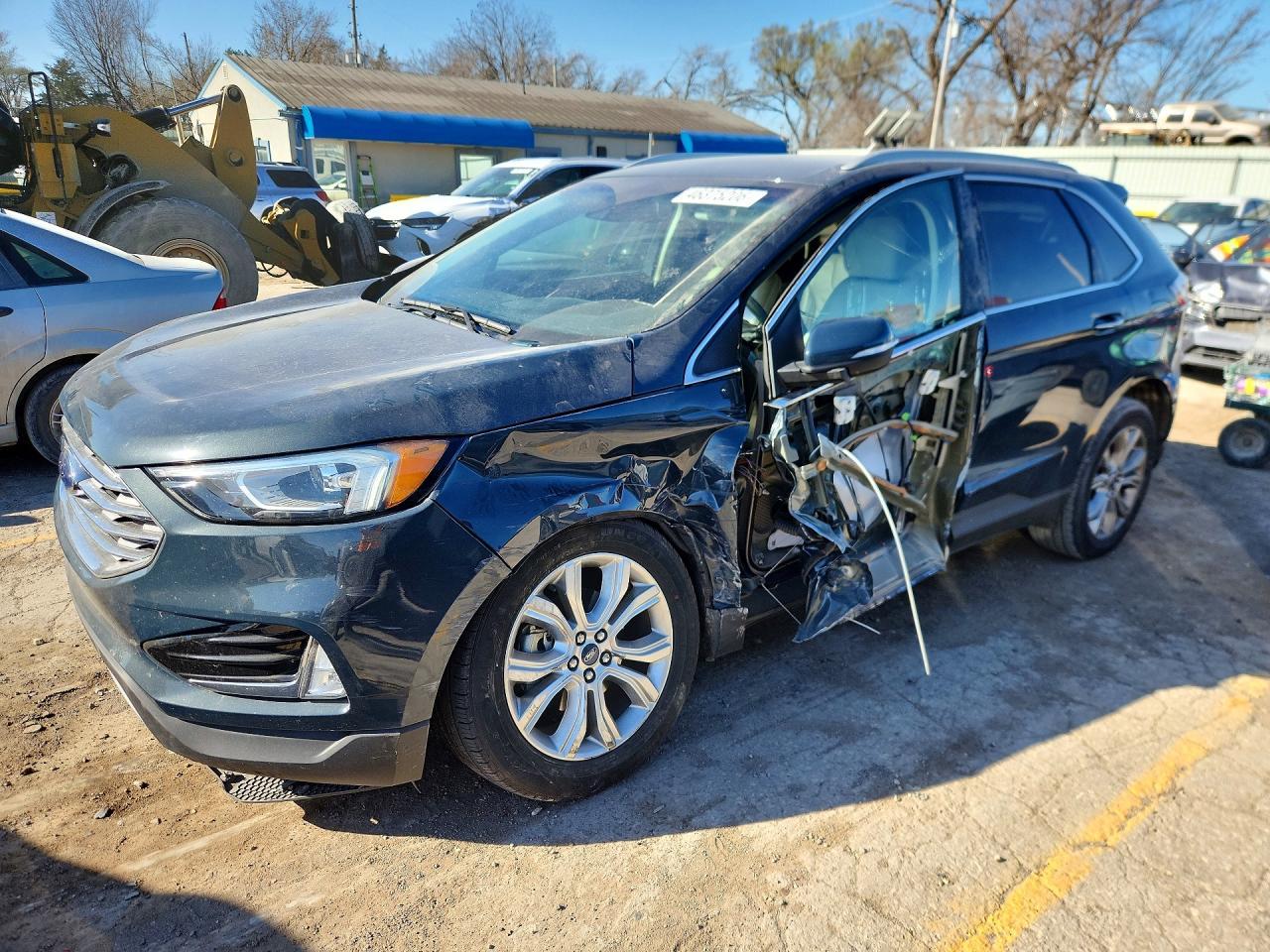 2019 Ford Edge Titanium