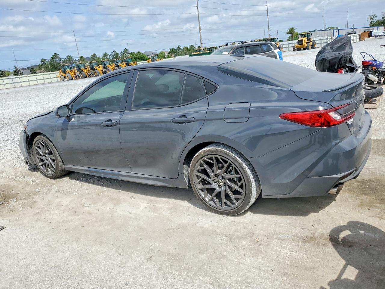2025 Toyota Camry Se - Image 2