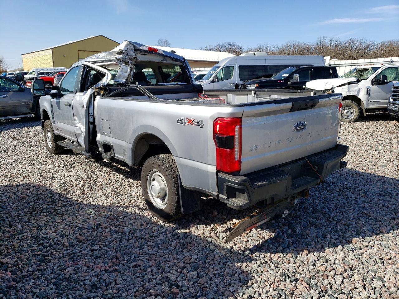 2024 Ford F350 - Image 2