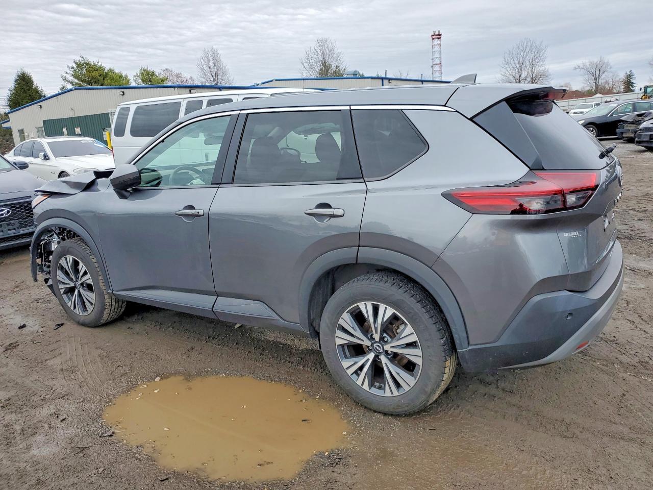 2022 Nissan Rogue Sv - Фото 2