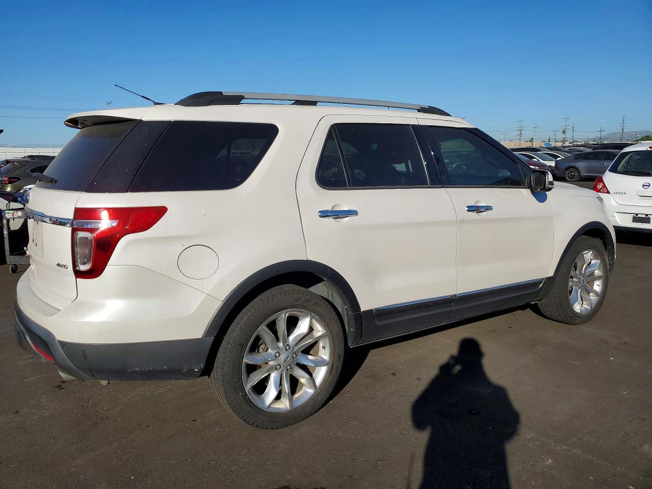 2012 Ford Explorer Limited - Image 3