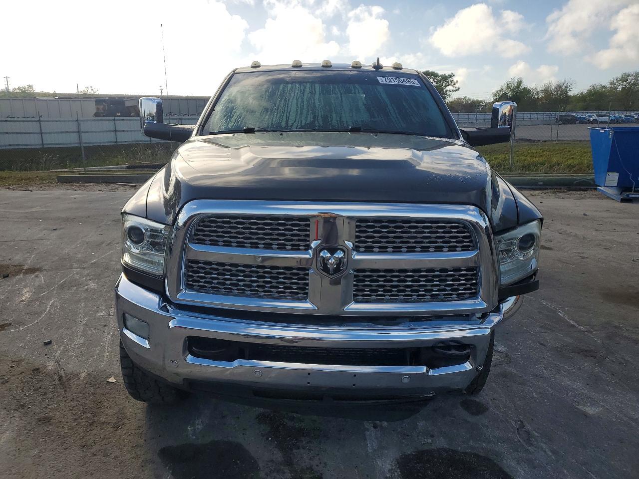 2018 Ram 2500 Laramie - Image 5