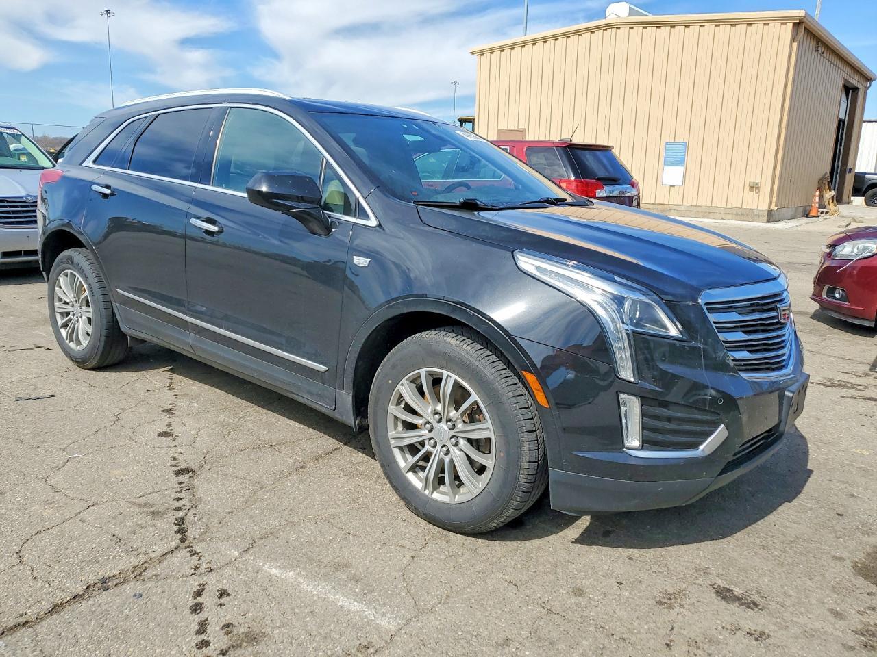 2017 Cadillac Xt5 Luxury - Фото 4