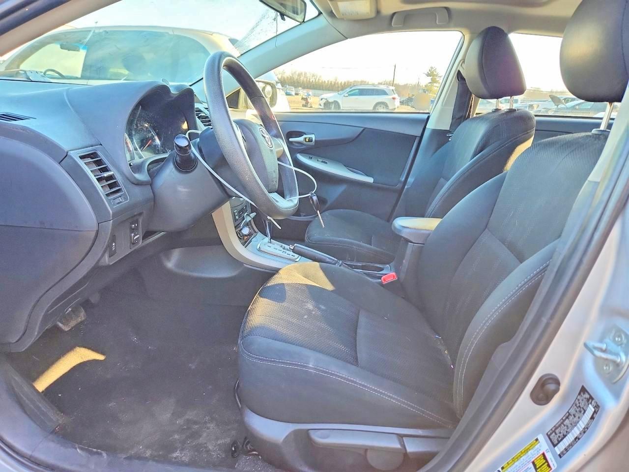 2012 Toyota Corolla S - Фото 7