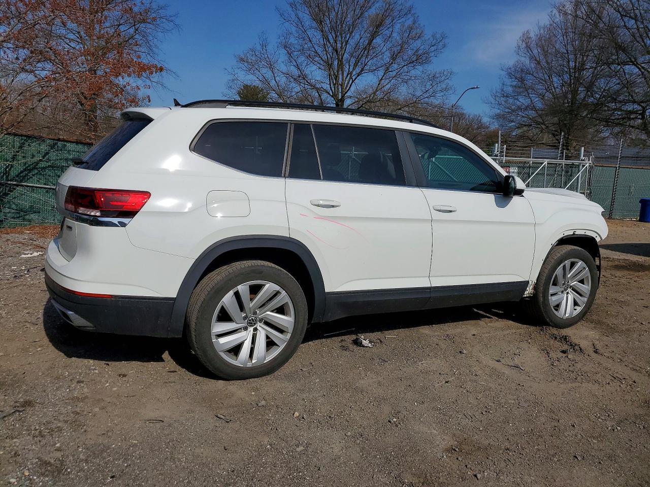2021 Volkswagen Atlas Se - Image 3