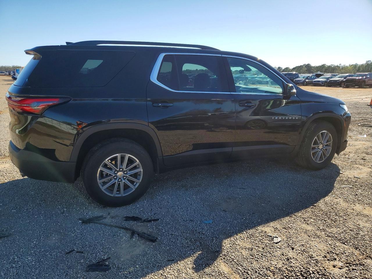 2023 Chevrolet Traverse - Фото 3