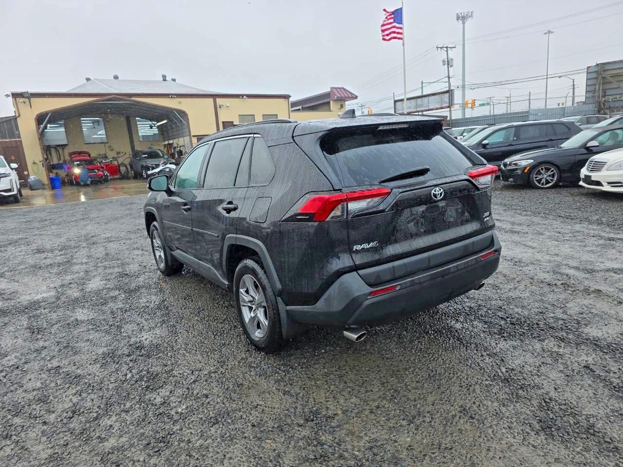 2024 Toyota Rav4 Xle - Image 2