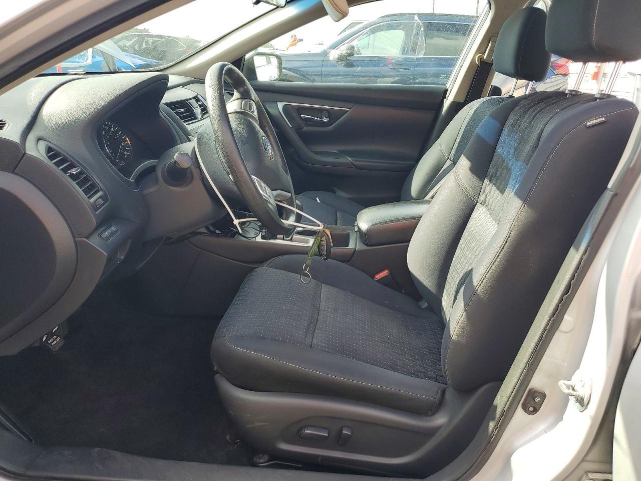 2017 Nissan Altima 2.5 S - Фото 7