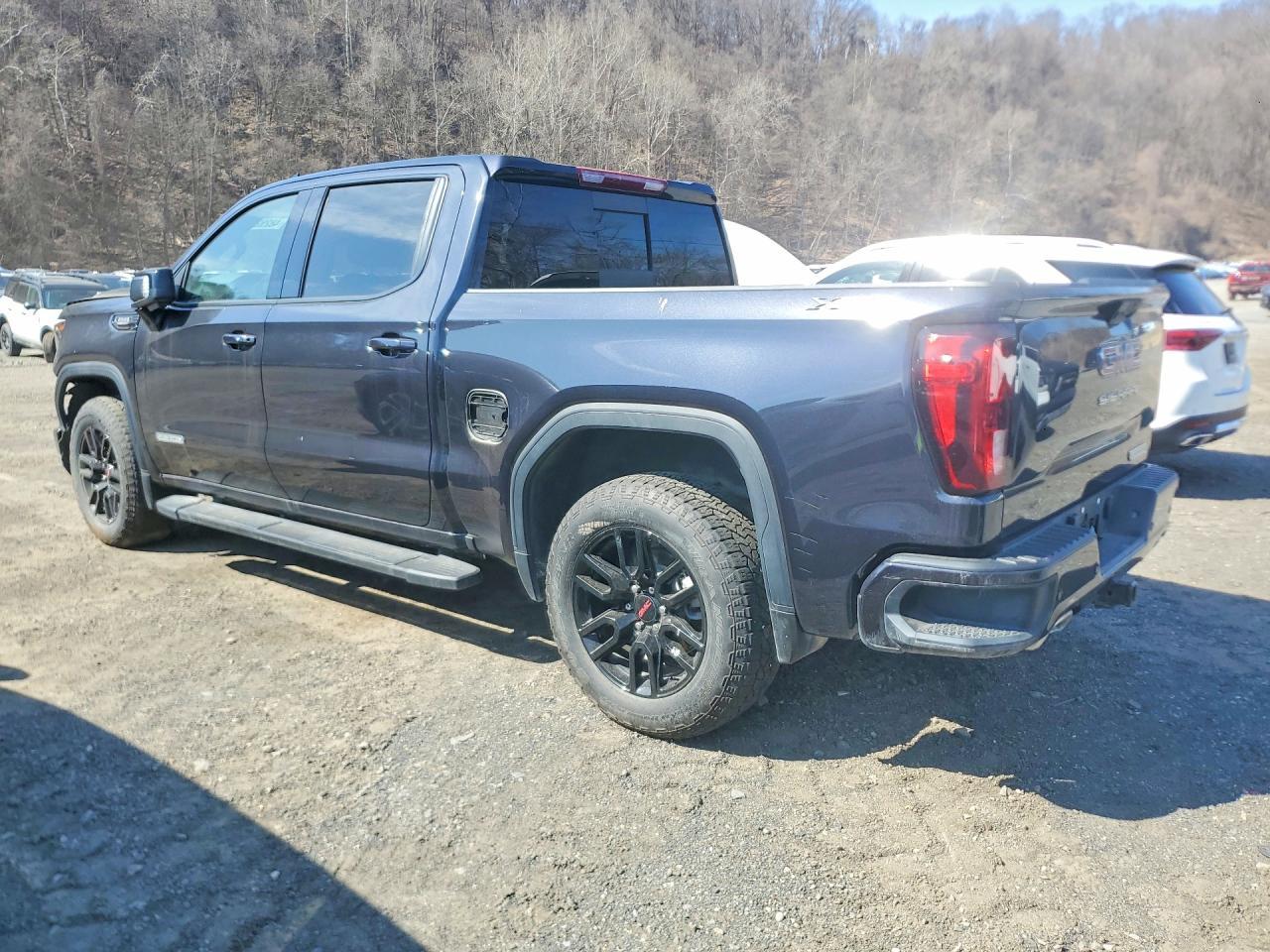 2025 GMC 1500 Sierra 4Wd Crew Cab 3.0L Diesel - Фото 2
