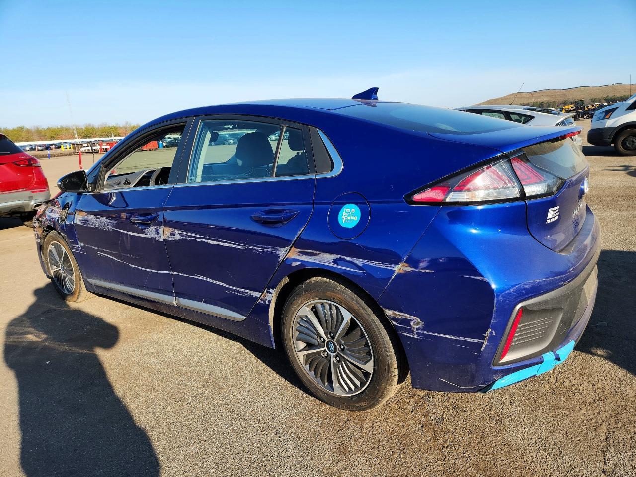 2020 Hyundai Ioniq Plug-In Hybrid Sel - Фото 2