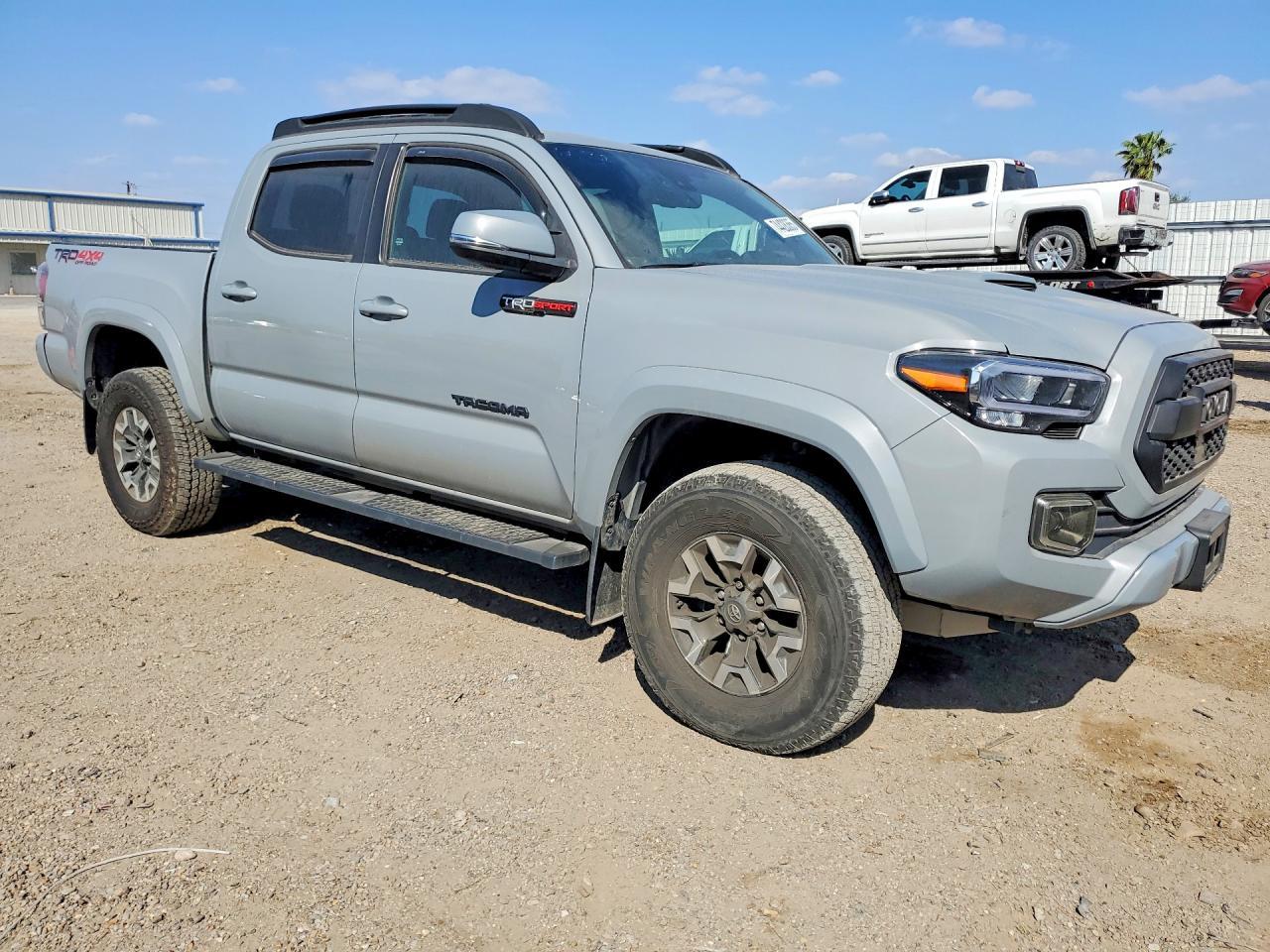 2019 Toyota Tacoma Double Cab - Image 4